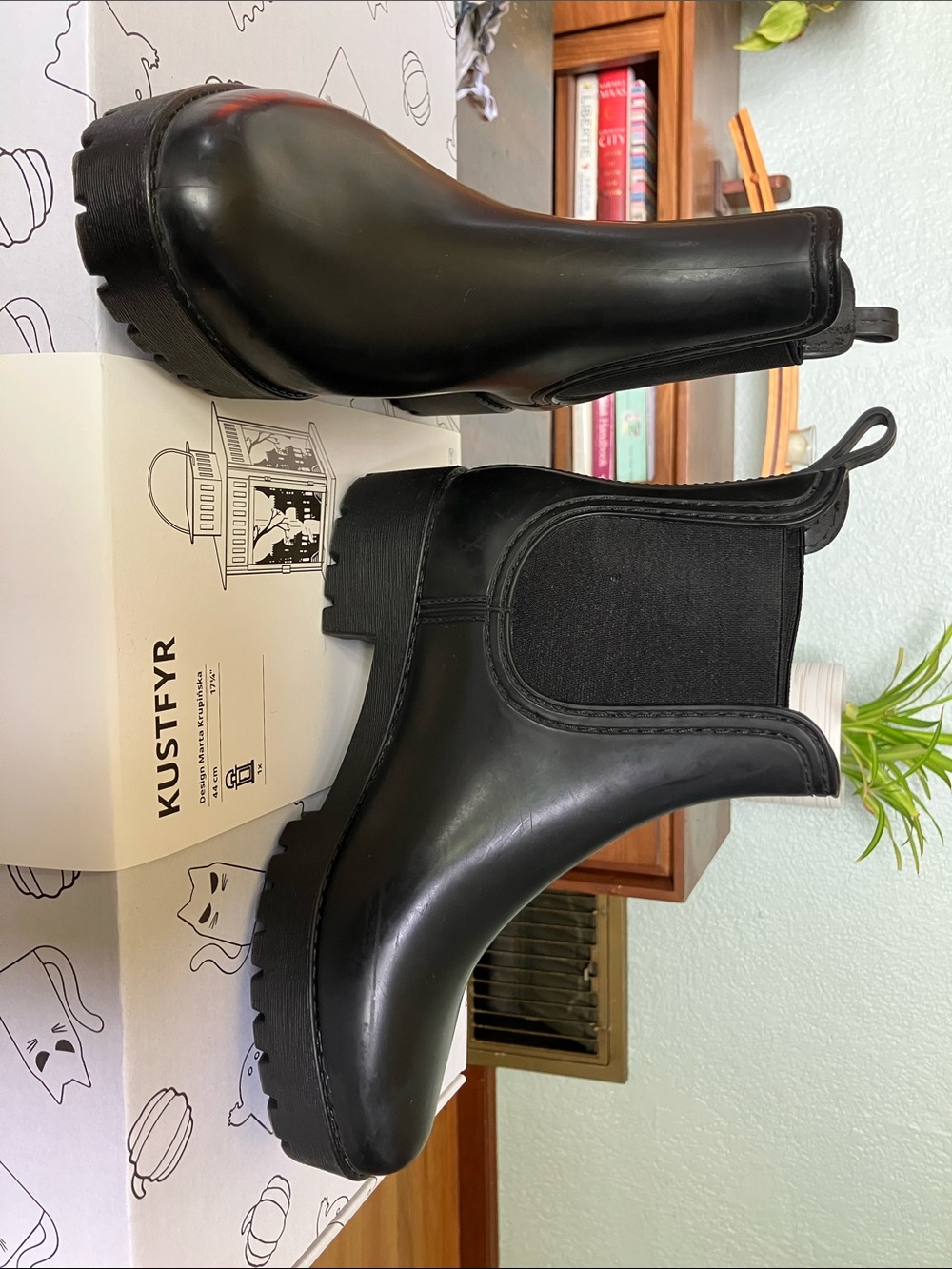 Jeffrey Campbell Chelsea boots